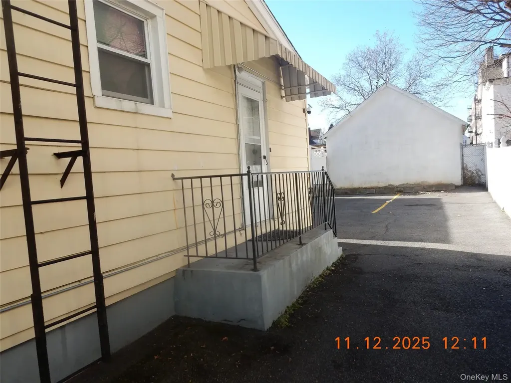 312 S 2nd Avenue Mount Vernon NY 10550