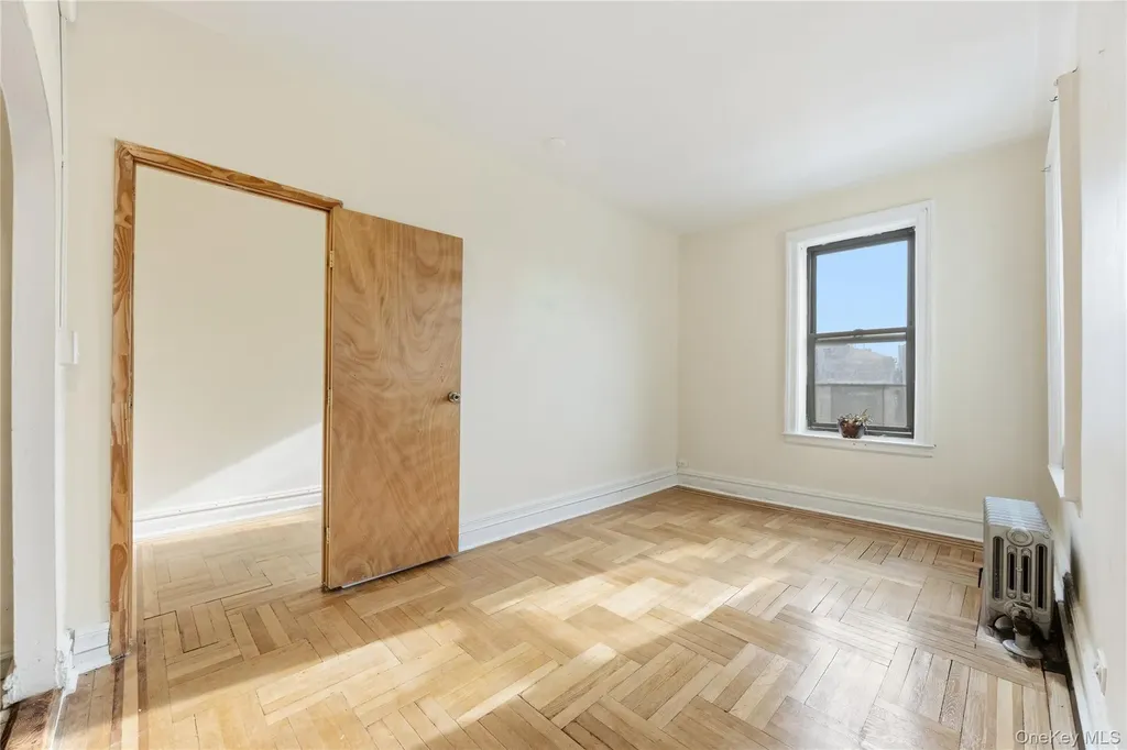 2922 Barnes Avenue Bronx NY 10467