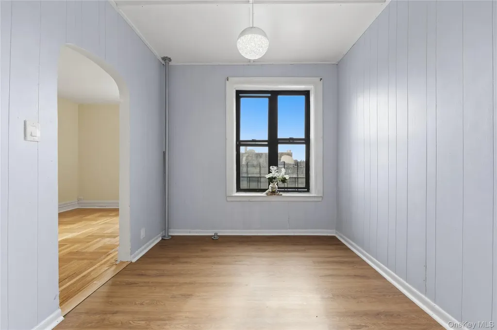 2922 Barnes Avenue Bronx NY 10467
