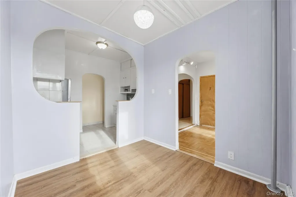 2922 Barnes Avenue Bronx NY 10467