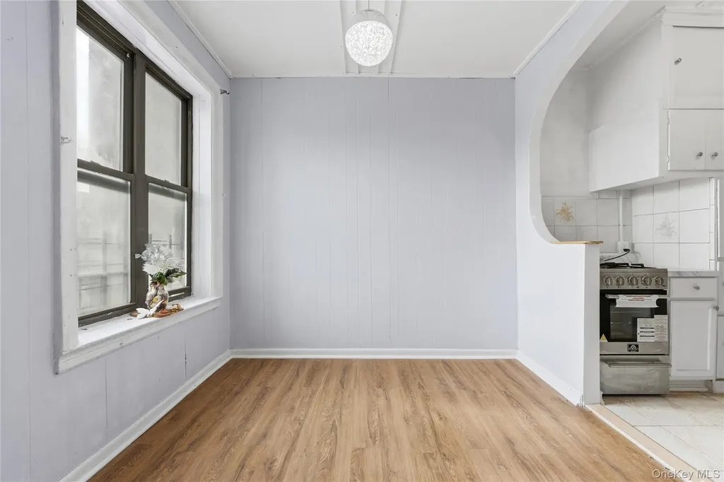 2922 Barnes Avenue Bronx NY 10467