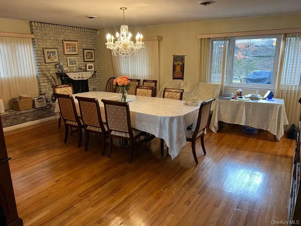 24 Waverly Place Monsey NY 10952