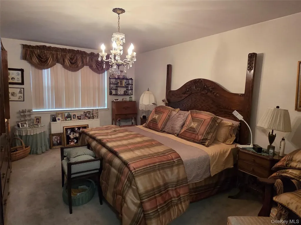 463 Summit Avenue Cedarhurst NY 11516