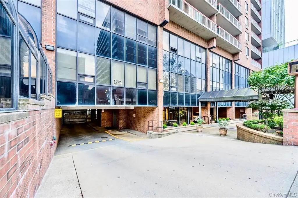 136-24 Maple Avenue Avenue Flushing NY 11355