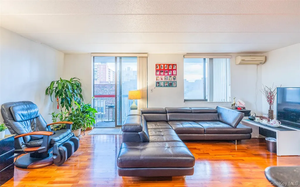 136-24 Maple Avenue Avenue Flushing NY 11355