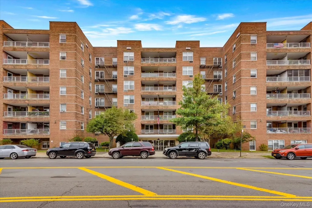 60-11 Broadway Woodside NY 11377
