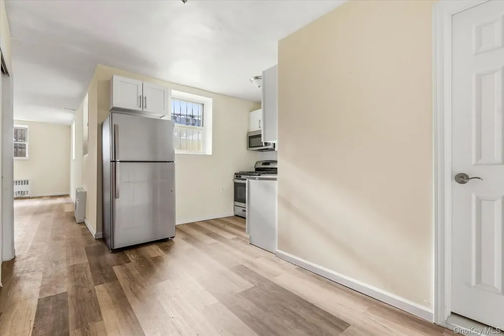 60-11 Broadway Woodside NY 11377