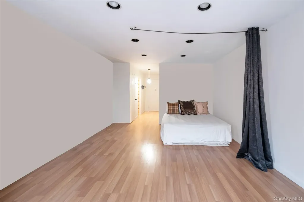 25 Franklin Avenue White Plains NY 10601