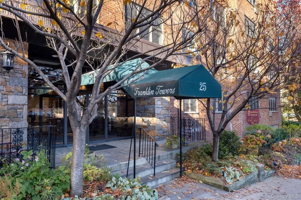 25 Franklin Avenue White Plains NY 10601