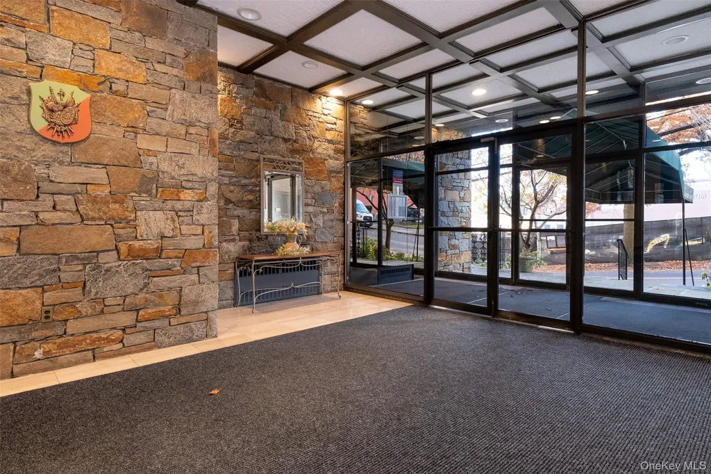 25 Franklin Avenue White Plains NY 10601
