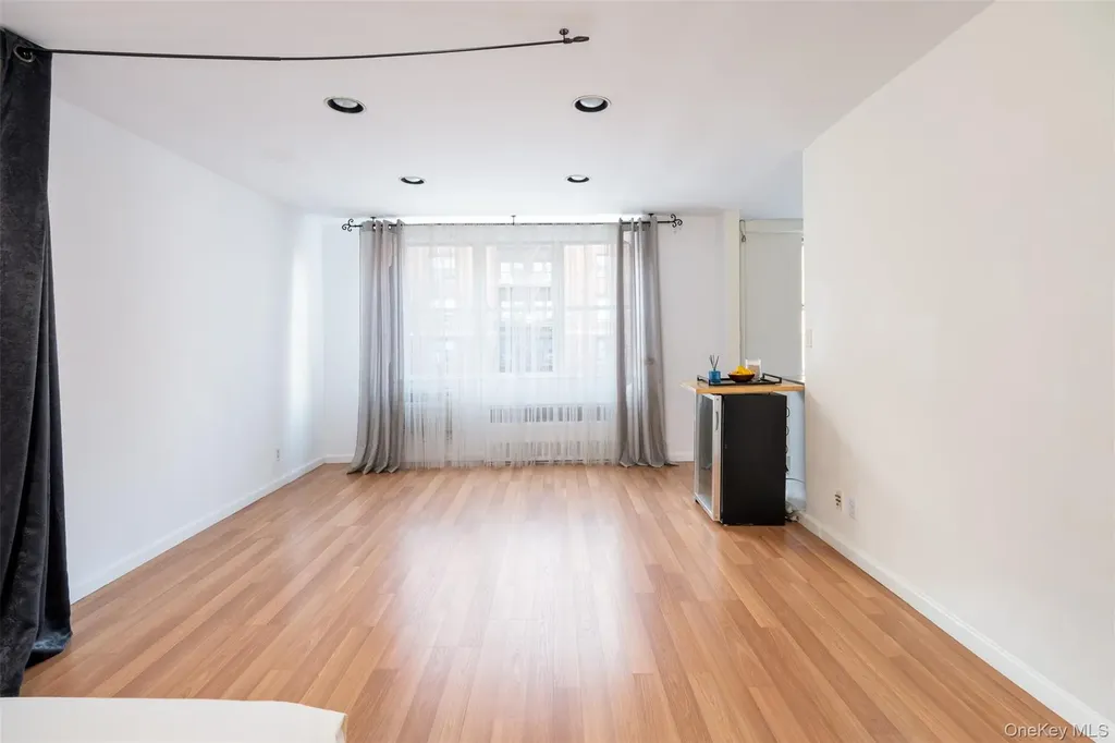 25 Franklin Avenue White Plains NY 10601