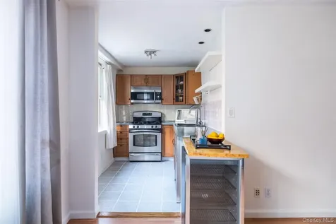 25 Franklin Avenue White Plains NY 10601