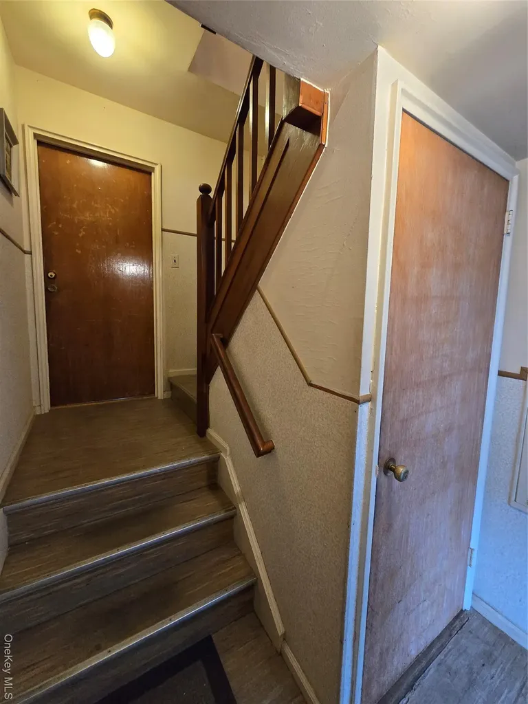 15520 Killarney Street Howard Beach NY 11414