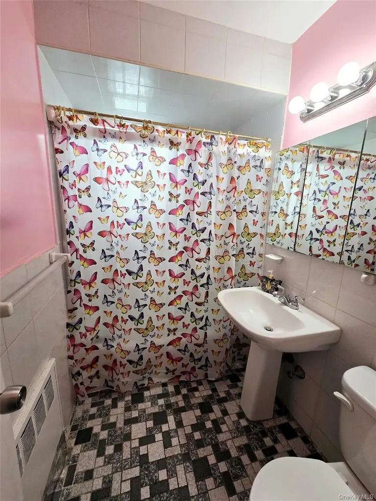 155-24 84th Street Howard Beach NY 11414