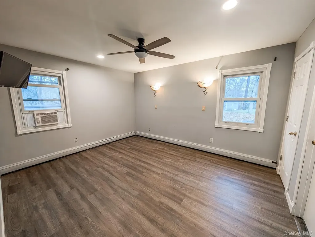 59 Westfield Road Coram NY 11727