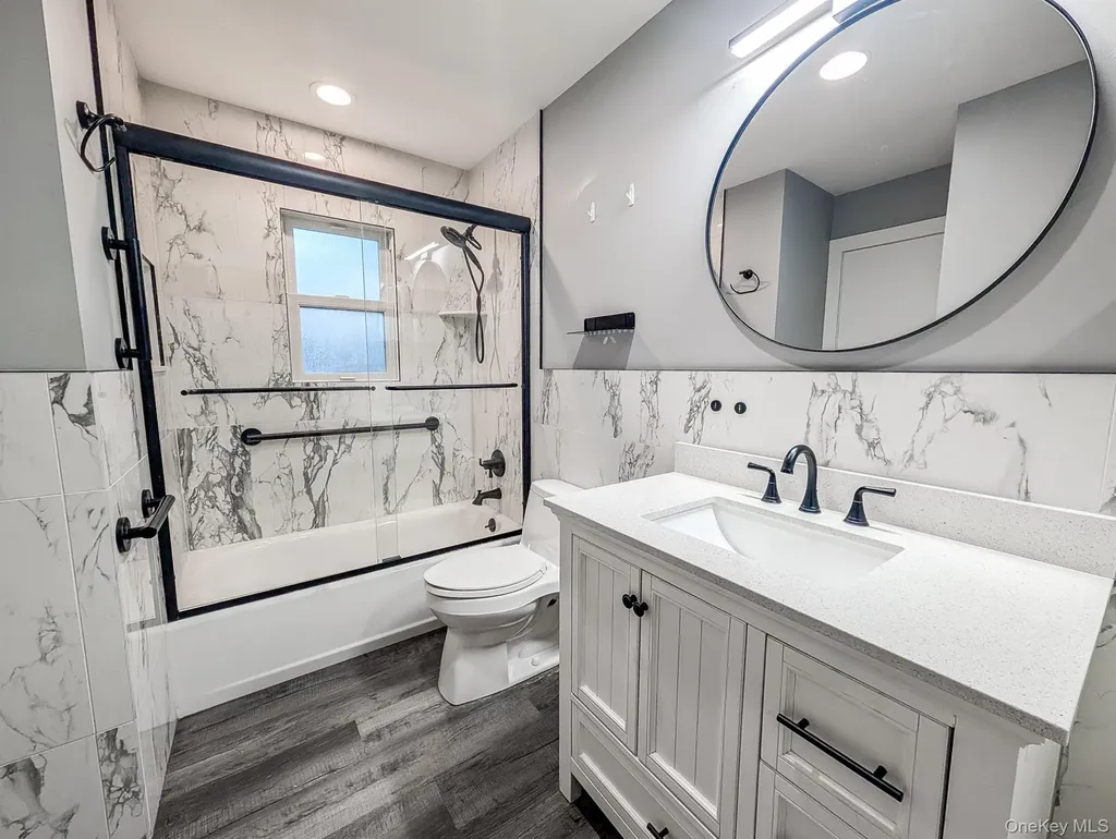 59 Westfield Road Coram NY 11727