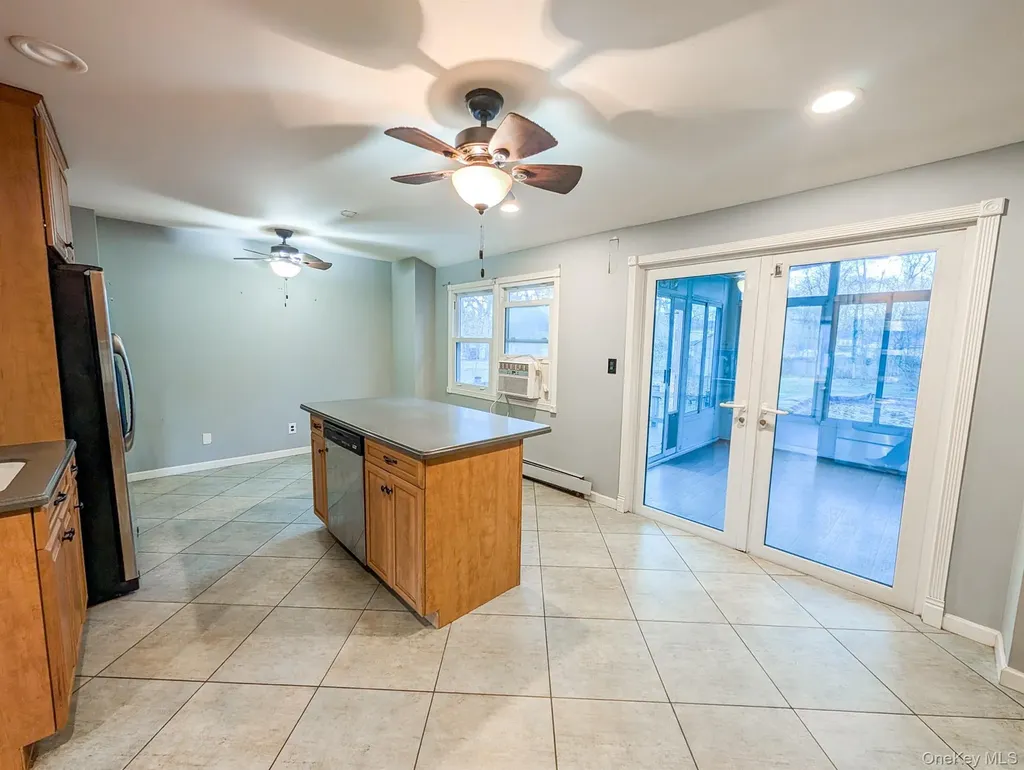 59 Westfield Road Coram NY 11727