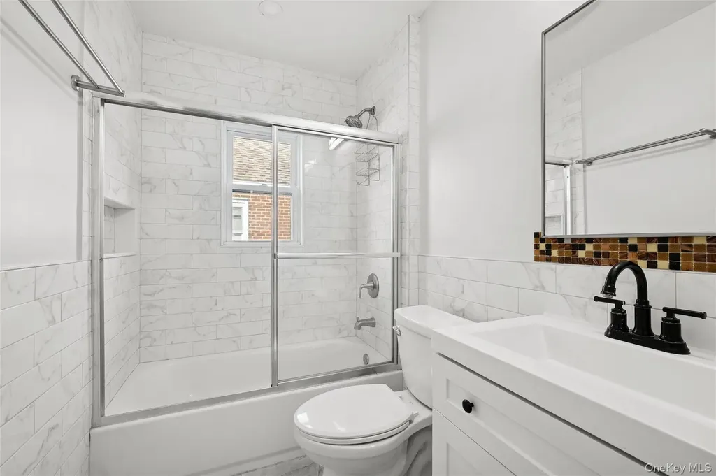 109 Caroline Avenue Franklin Square NY 11010