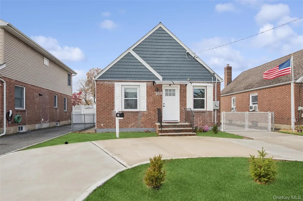 109 Caroline Avenue Franklin Square NY 11010