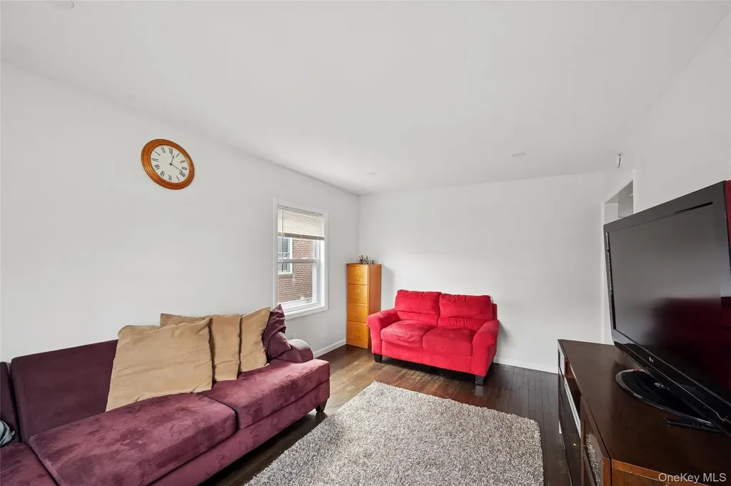 109 Caroline Avenue Franklin Square NY 11010