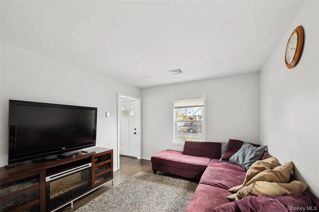 109 Caroline Avenue Franklin Square NY 11010