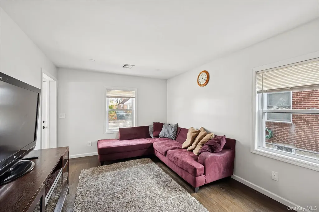 109 Caroline Avenue Franklin Square NY 11010