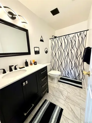 142 Pinebrook Drive Hyde Park NY 12538