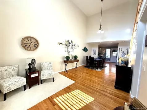 142 Pinebrook Drive Hyde Park NY 12538