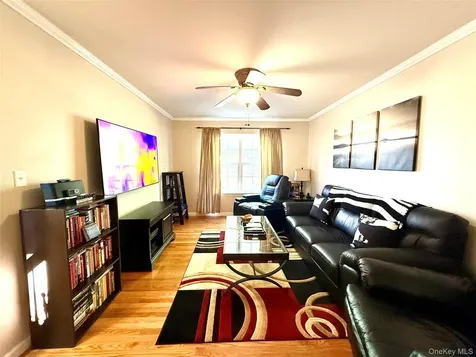 142 Pinebrook Drive Hyde Park NY 12538