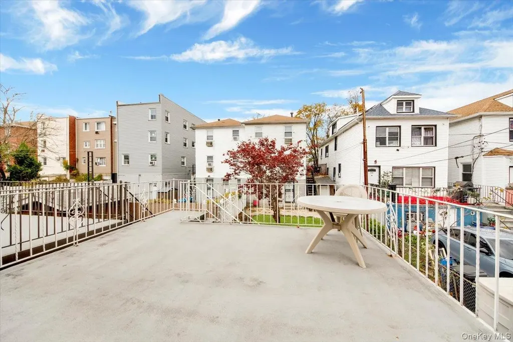 537A Ellsworth Avenue Bronx NY 10465