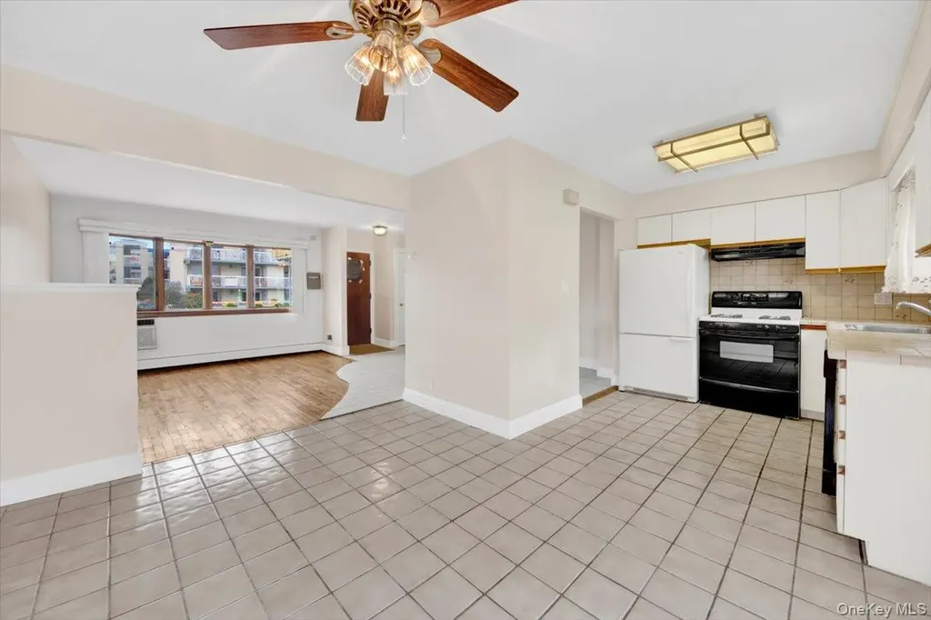537A Ellsworth Avenue Bronx NY 10465