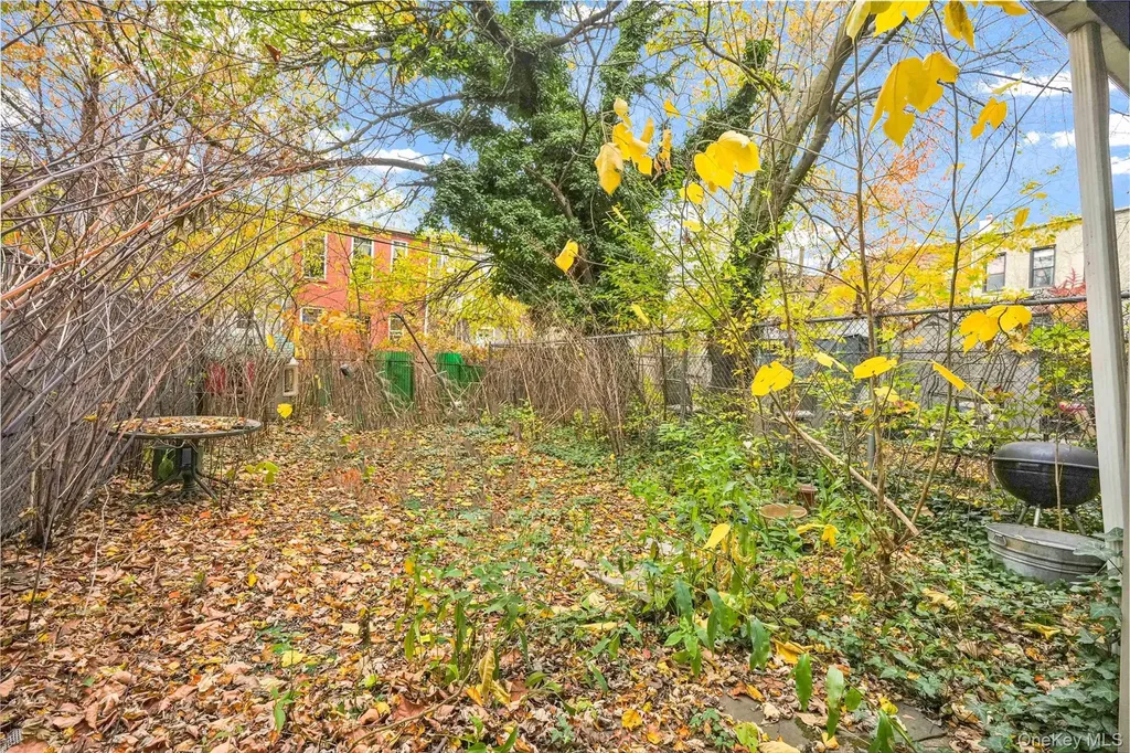695 Quincy Street Brooklyn NY 11221
