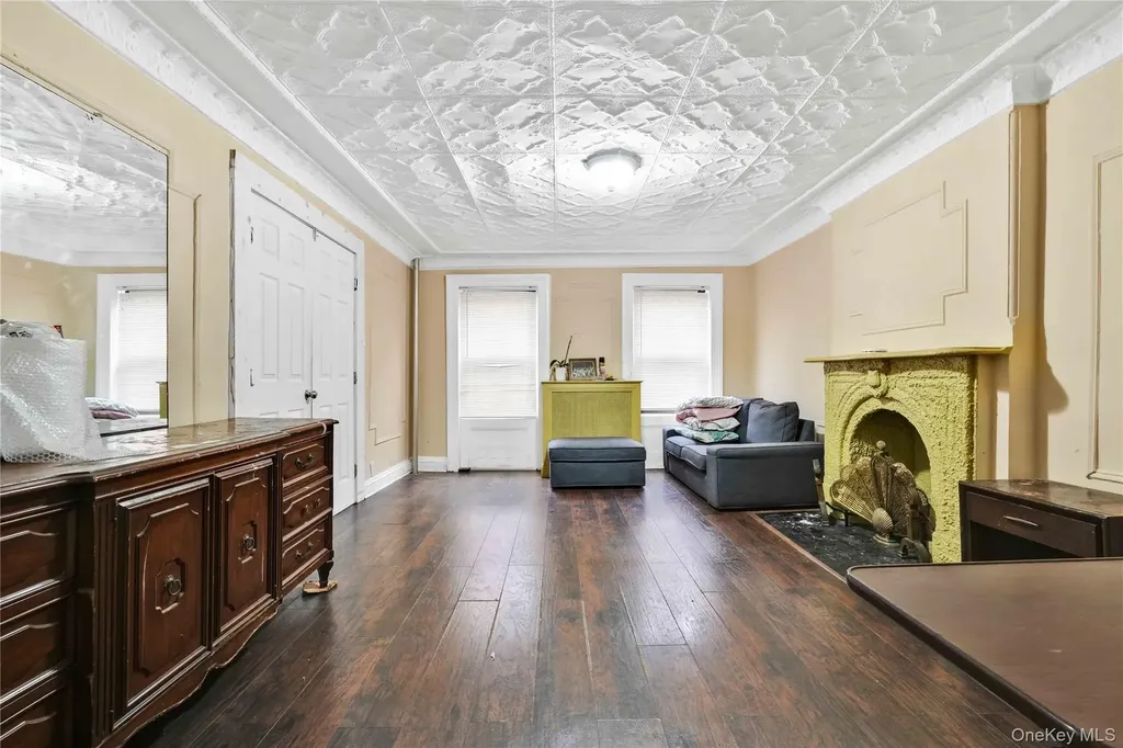 695 Quincy Street Brooklyn NY 11221
