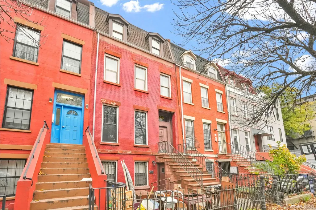695 Quincy Street Brooklyn NY 11221