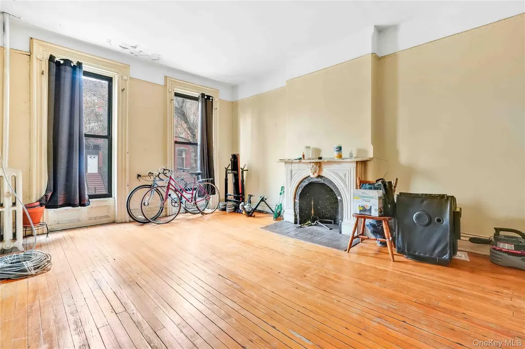 695 Quincy Street Brooklyn NY 11221