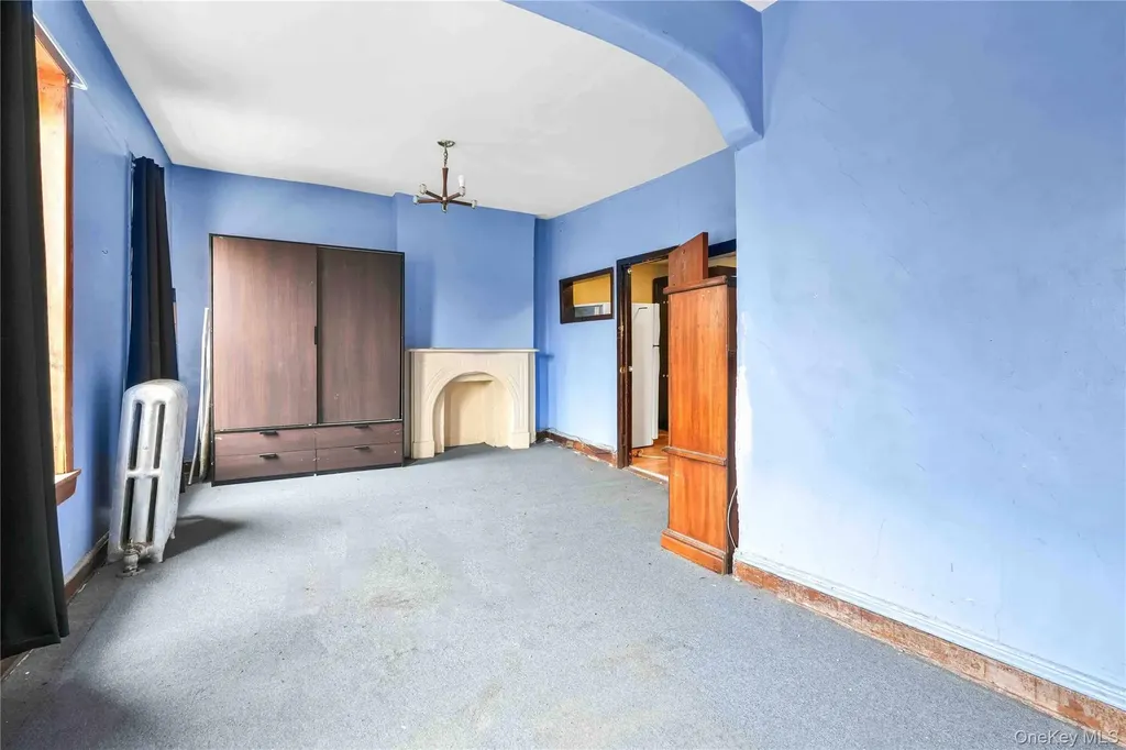 695 Quincy Street Brooklyn NY 11221