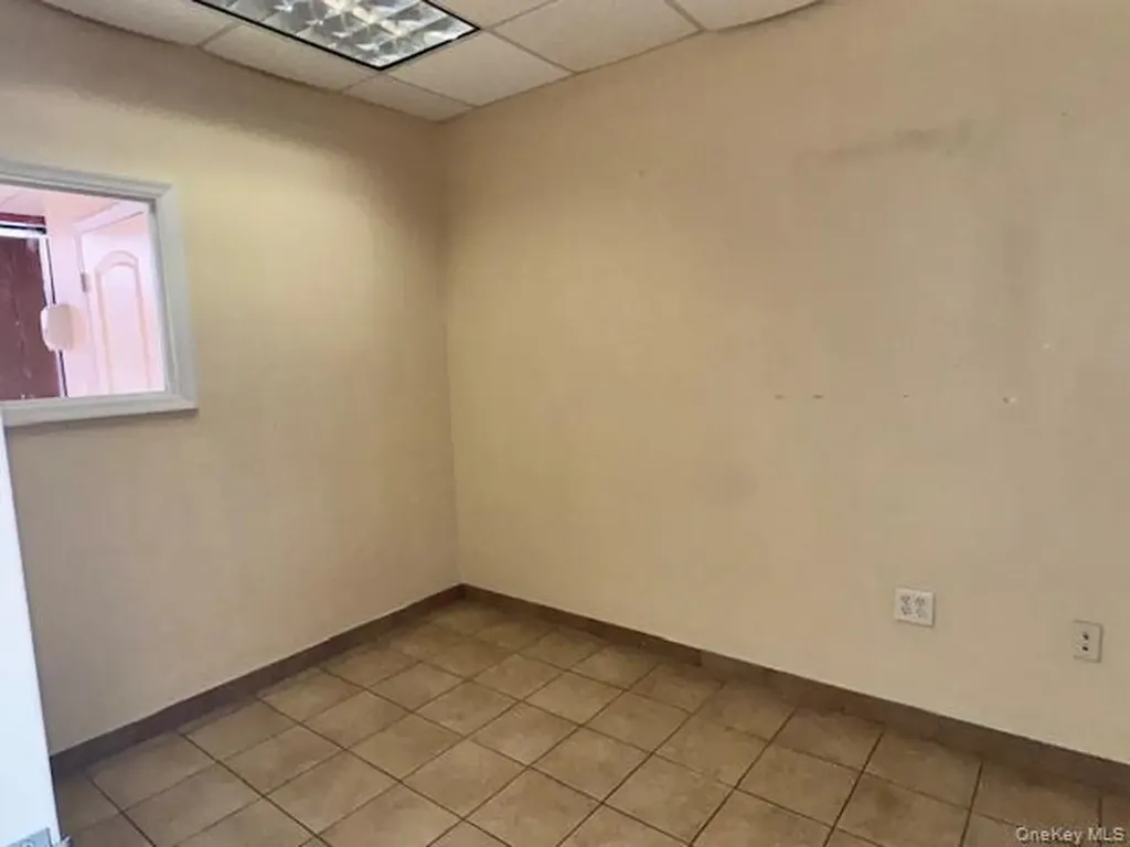 625 E Fordham Road Bronx NY 10458