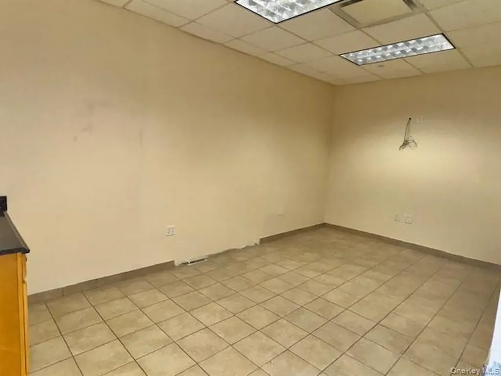 625 E Fordham Road Bronx NY 10458