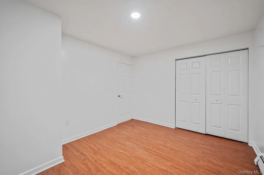 14 Clearview Selden NY 11784