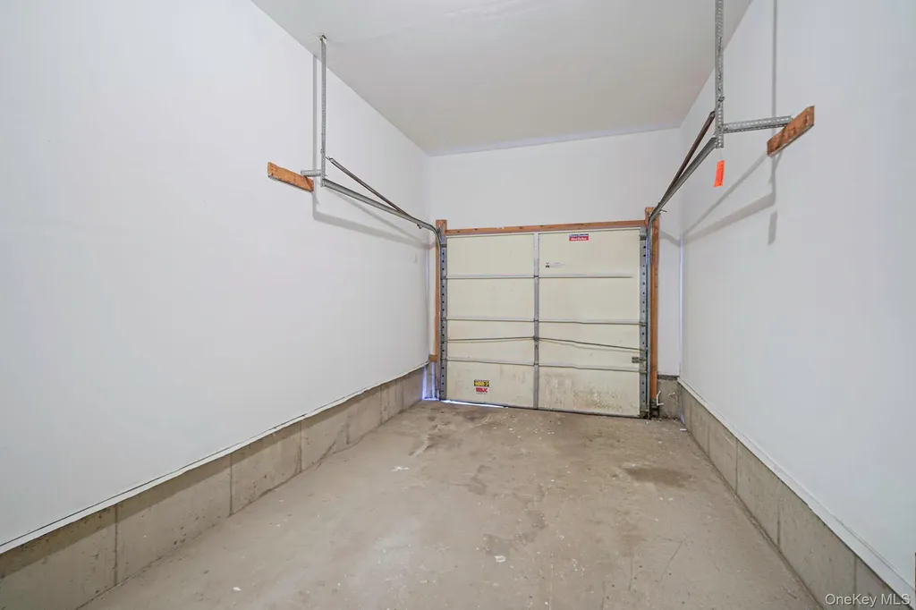 14 Clearview Selden NY 11784