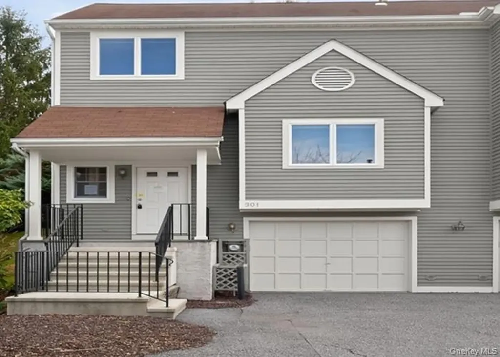 301 Kensington Way Mount Kisco NY 10549