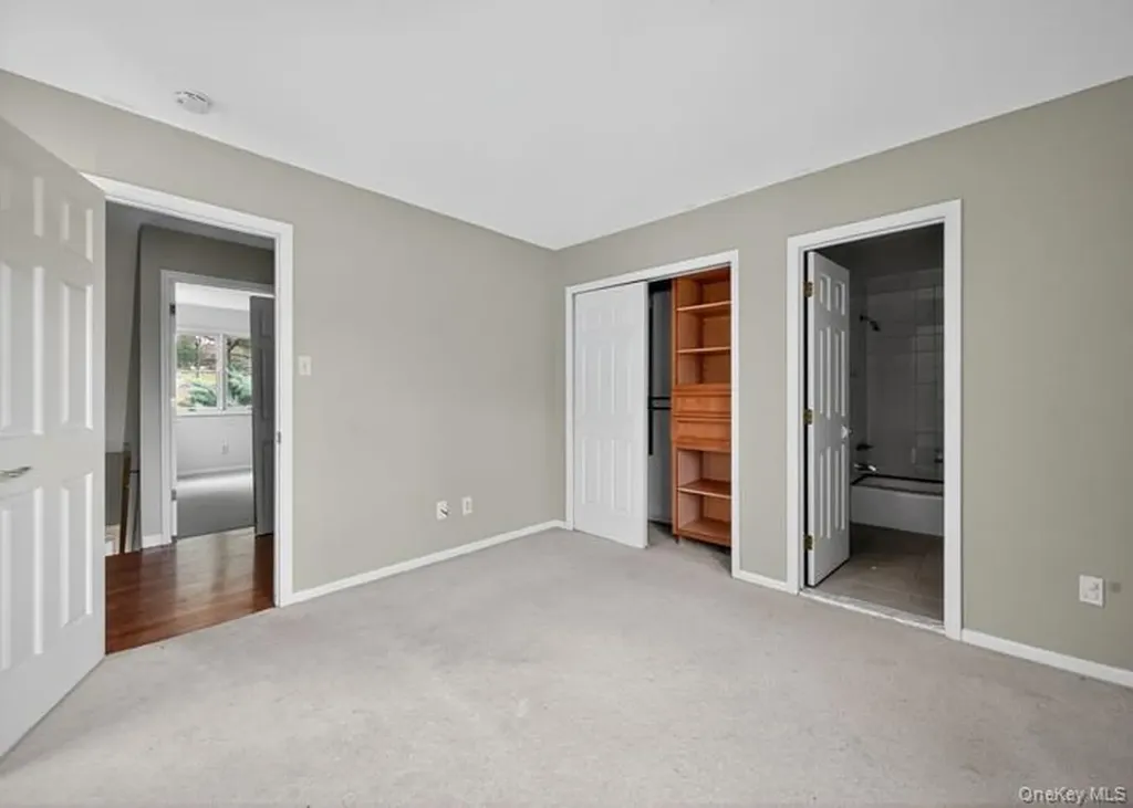301 Kensington Way Mount Kisco NY 10549