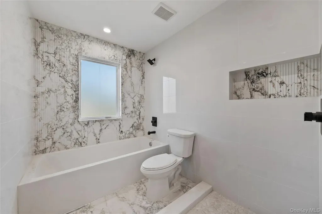 20 W Funston Avenue Spring Valley NY 10977