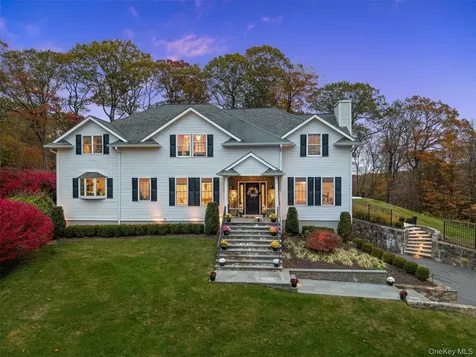 33 De Liso Lane Mahopac NY 10541
