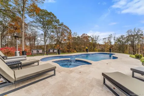 33 De Liso Lane Mahopac NY 10541