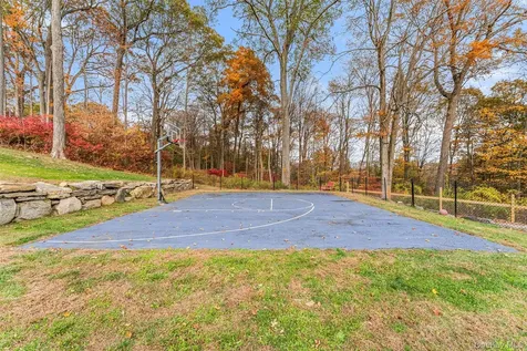 33 De Liso Lane Mahopac NY 10541