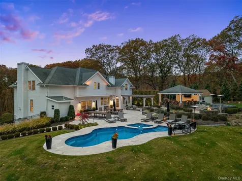 33 De Liso Lane Mahopac NY 10541