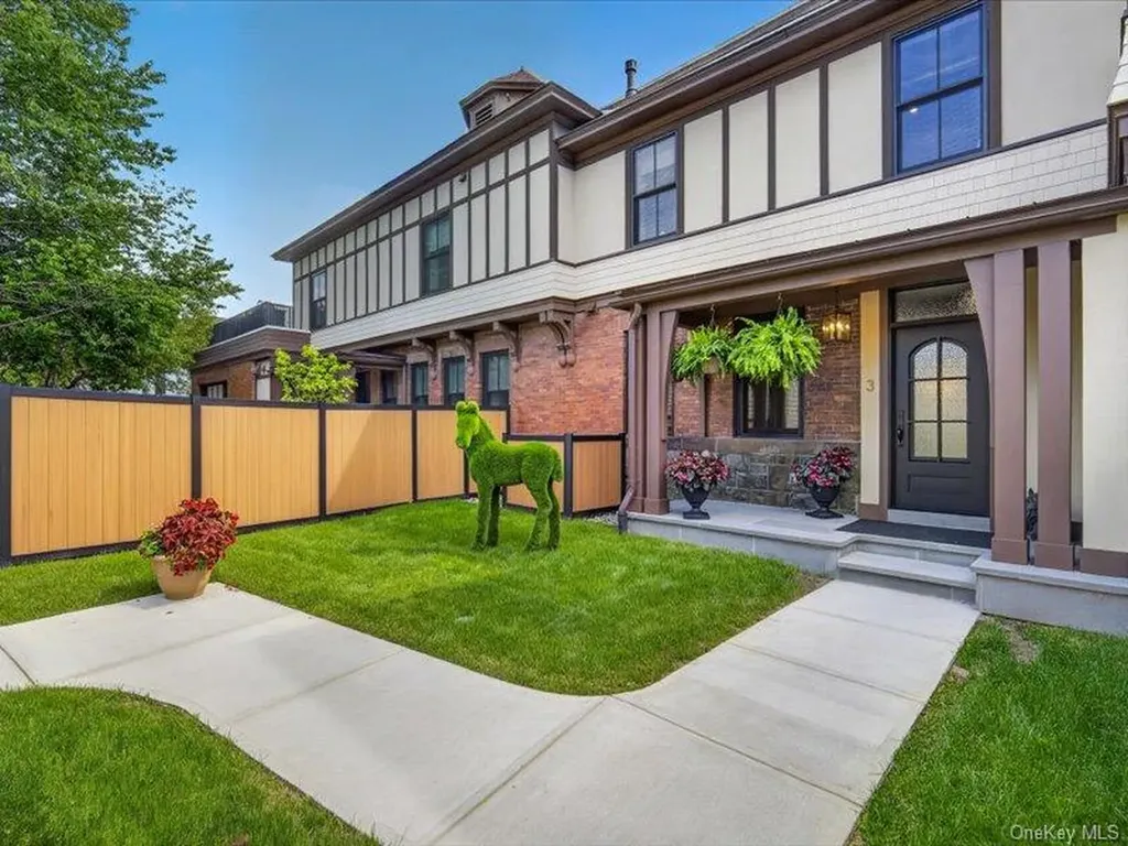 122 Regent Street Call Listing Agent NY 12866