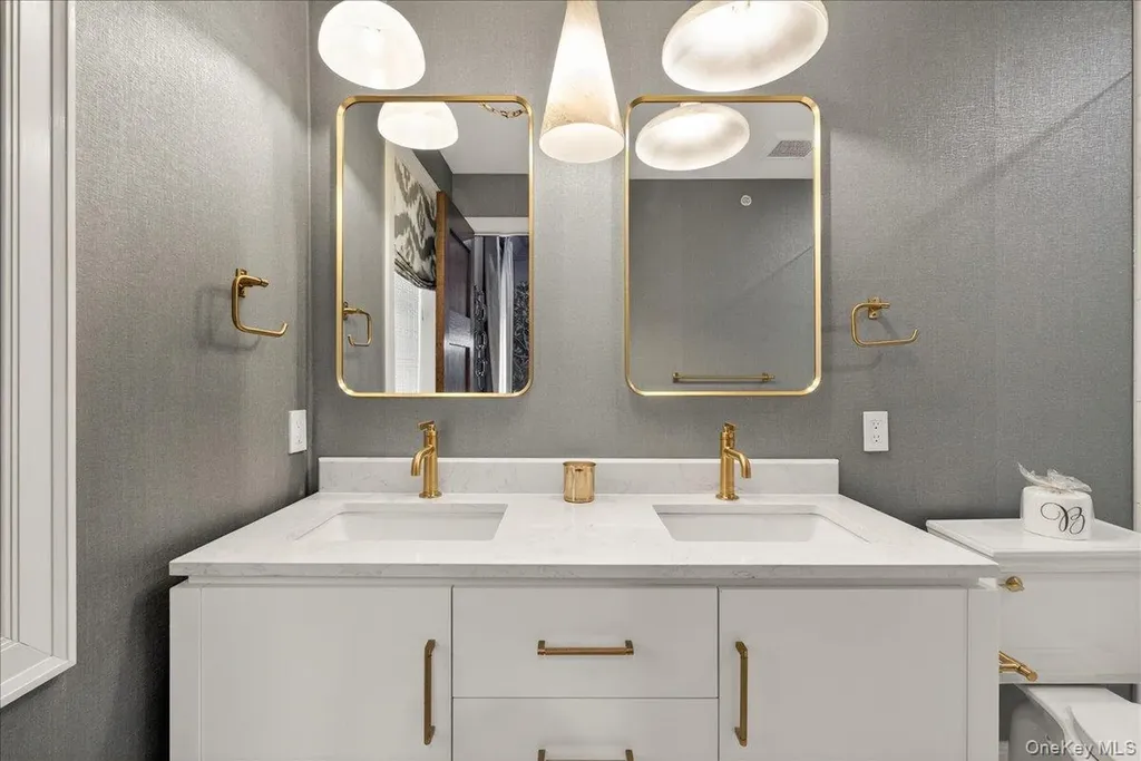 122 Regent Street Call Listing Agent NY 12866