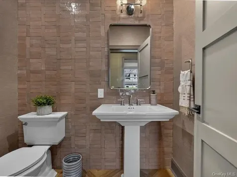 122 Regent Street Call Listing Agent NY 12866